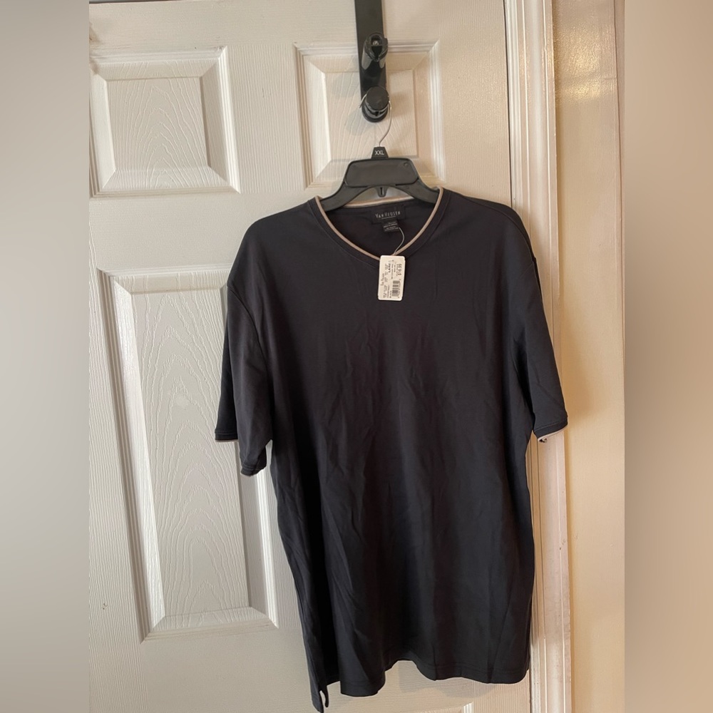 Van Heusen 100% Cotton Men’s T-Shirt, Size Large